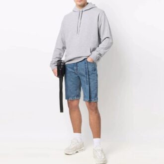 Denim-Shorts mit Gürtel