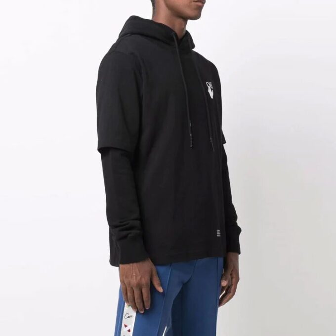 FW21 Pfeilmuster-Print, doppellagige Ärmelversion, schwarz