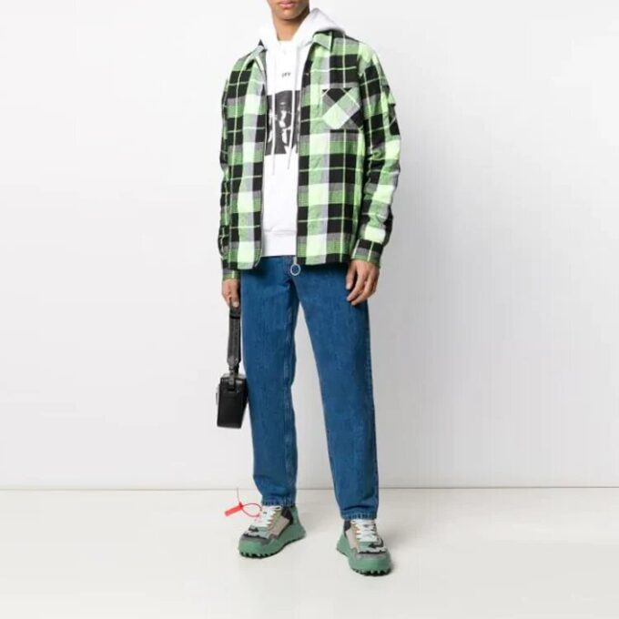 SS20 Weißes Oversize-Sweatshirt mit Sprühfarbe