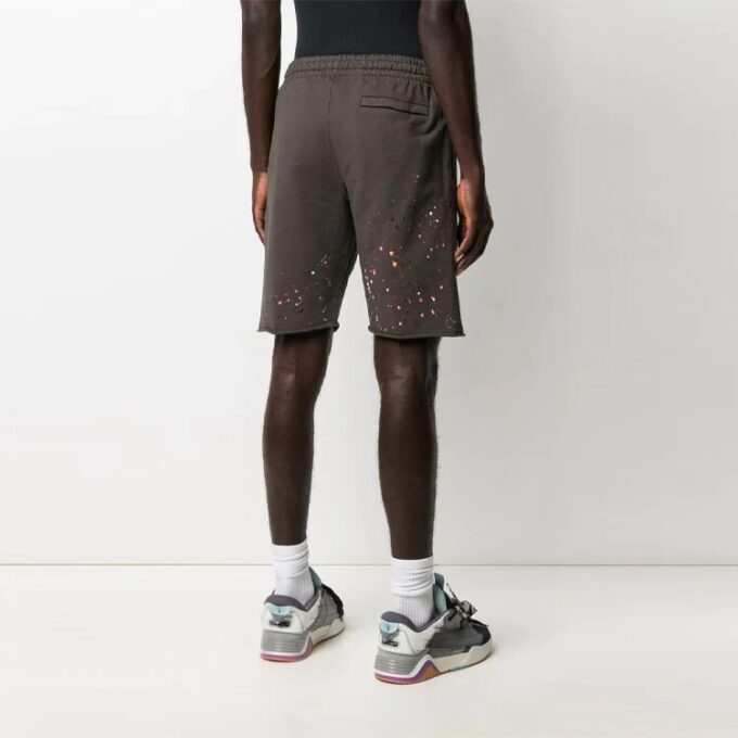 SS21 Gemusterte, locker sitzende Shorts für den Sport, grau
